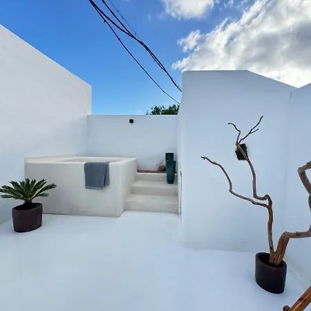 Casitas Santa Rita - Peaceful Boutique Stay In North Lanzarote شقة