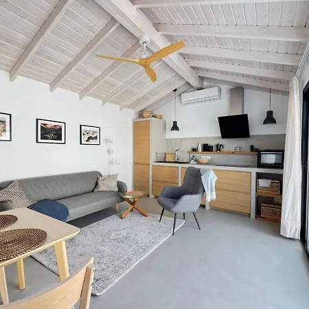 Casitas Santa Rita - Peaceful Boutique Stay In North Lanzarote Guatiza